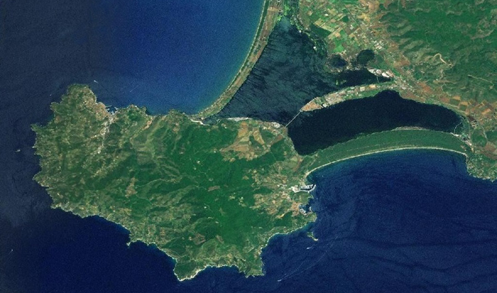 L'Argentario visto da satellite