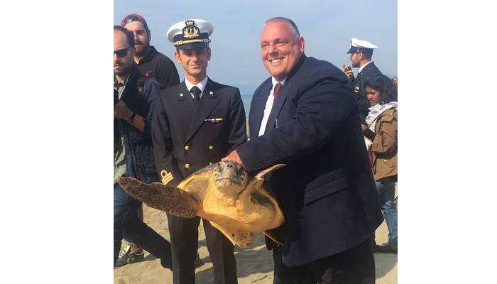 Il sindaco Antonfrancesco Vivarelli Colonna durante la liberazione. (Foto da Comune di Grosseto).