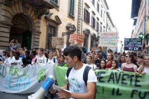 Pisa corteo FFF_buona