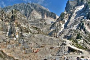 Carrara-cave-marmo_Toscana-ambiente