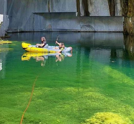 Apuane-cave-dismesse_Toscana-ambiente