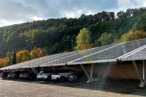 Pensiline-fotovoltaiche_Toscana-ambiente